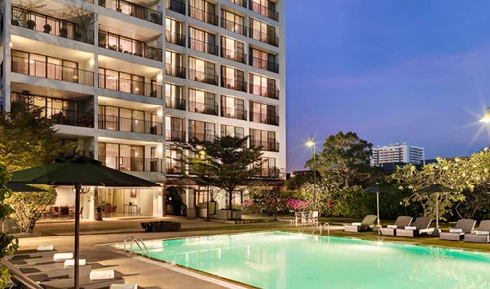 Bangna Pride Hotel & Residence Banguecoque Exterior foto